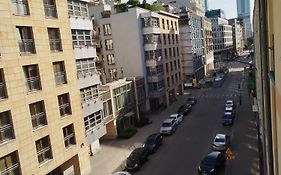 Green Oasis Charming Loft In A Historic Warsaw Tenement House 900 M From Central Station
